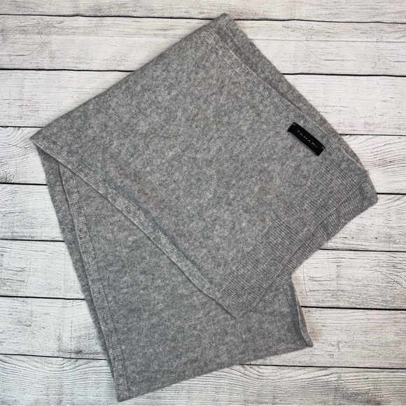 Tahari 100% Cashmere Knit Scarf  Heather Gray 72x12 - Picture 2 of 4
